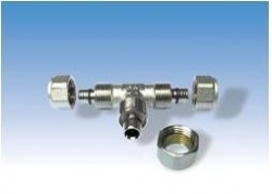Тройник редукционный обжимной Henco 32 - 26 - 32 мм